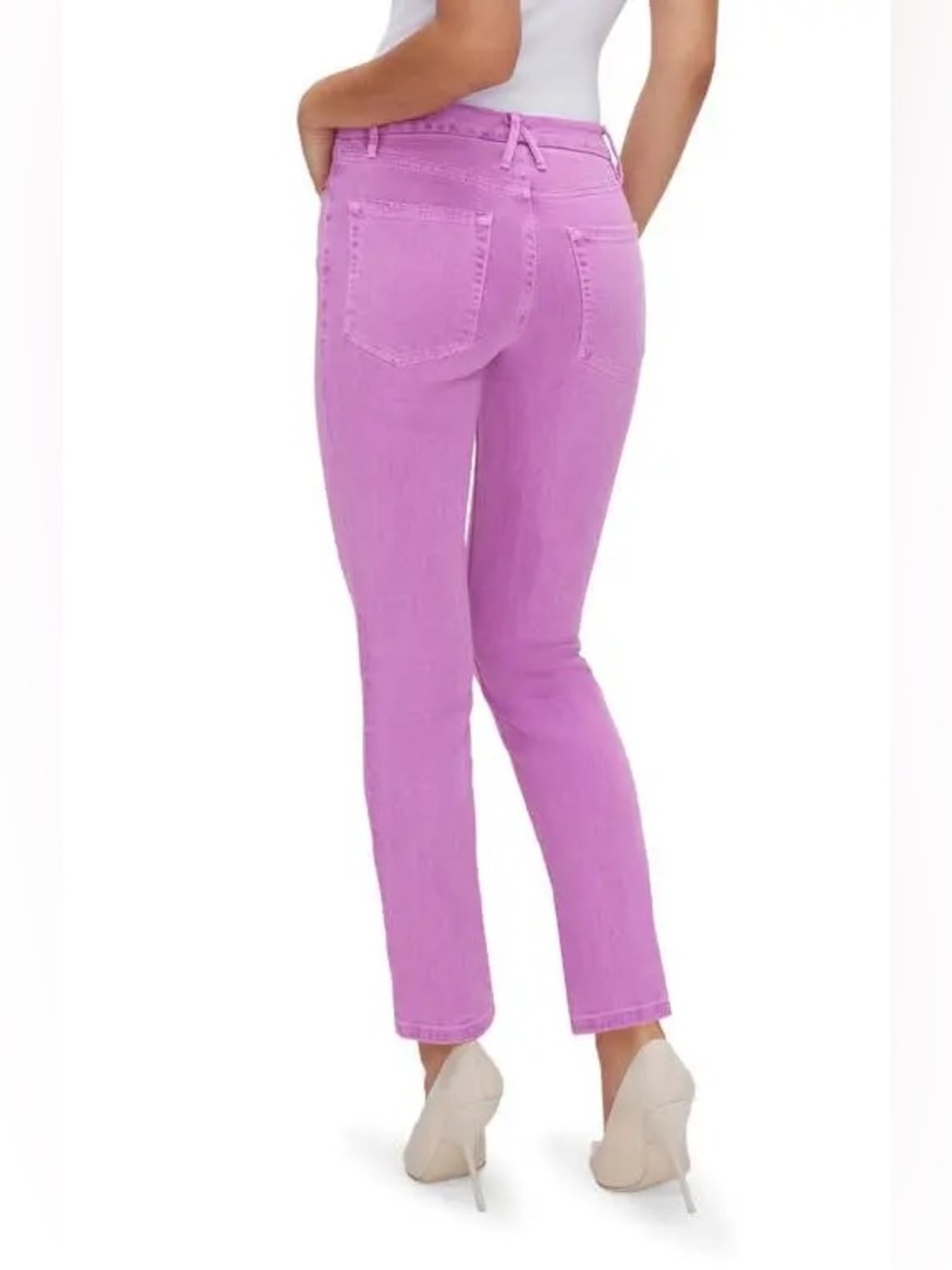 Good American Jeans | 4/27 - Picture 2 of 7